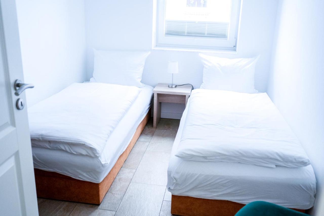 Ferienwohnungen Hafenresidenz Alter Speicher Lauterbach Putbus Extérieur photo
